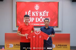 Tiền đạo Xuân Nam gia nhập CLB Hải Phòng.