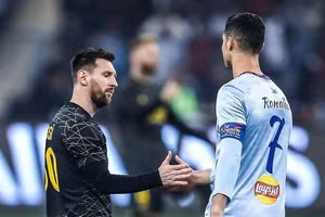 Ronaldo và Messi đang bước vào chương cuối sự nghiệp.