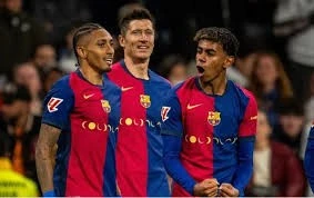 Barcelona hoàn tất thương vụ với Nike.