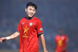 Lương Xuân Trường cân nhắc ở lại Hà Tĩnh FC.