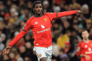 Tynan Thompson lọt tầm ngắm của Man United.