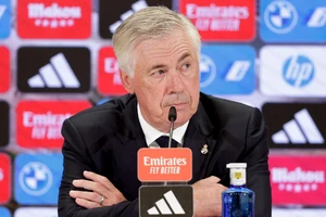 HLV Ancelotti ngợi khen Mbappe sau trận thắng Real Betis.