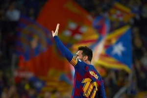 Điểm lại những chiến tích vĩ đại của Messi trong màu áo Barca