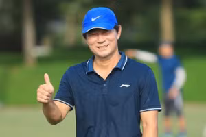 HLV Bae Ji-won quyết đưa Ninh Bình vô địch V-League