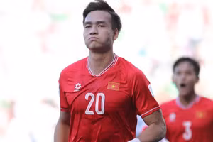 Bùi Hoàng Việt Anh nguy cơ chia tay ASEAN Cup 2024 vì chấn thương.