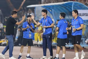 HLV Lee Jung-soo chia tay các đội tuyển Việt Nam. Ảnh: Internet.