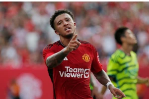 Man United quyết bán bằng được Sancho.