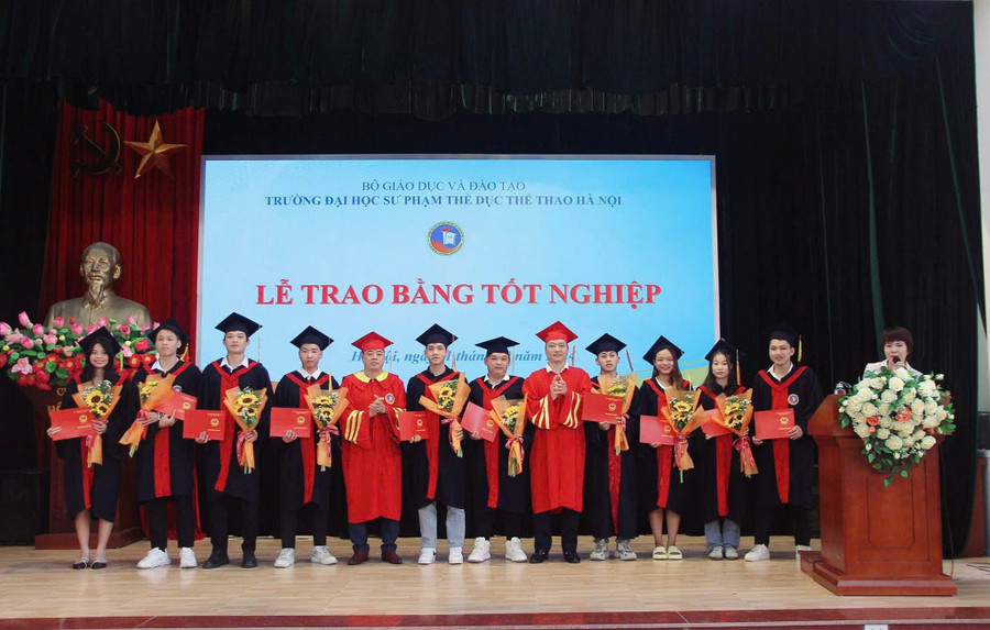 Trường Đại học Sư phạm Thể dục Thể thao Hà Nội gia hạn viên chức