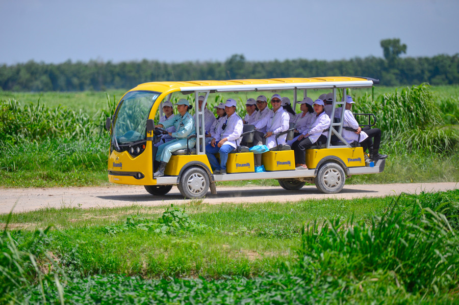 2-vnm-farm-tour-vbcsd-02.jpg