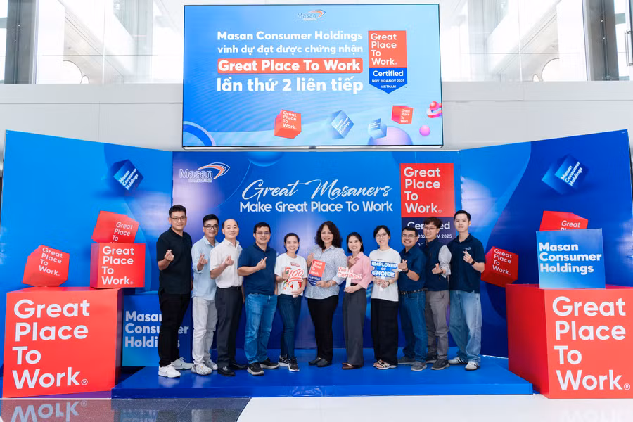 2-ms-nhan-vien-masan-consumer-vui-mung-don-chung-nhan-great-place-to-work-lan-thu-2-lien-tiep.jpg