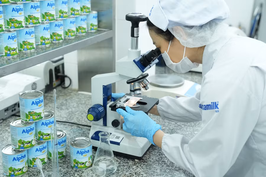 Xuất khẩu-3b vnm.JPG