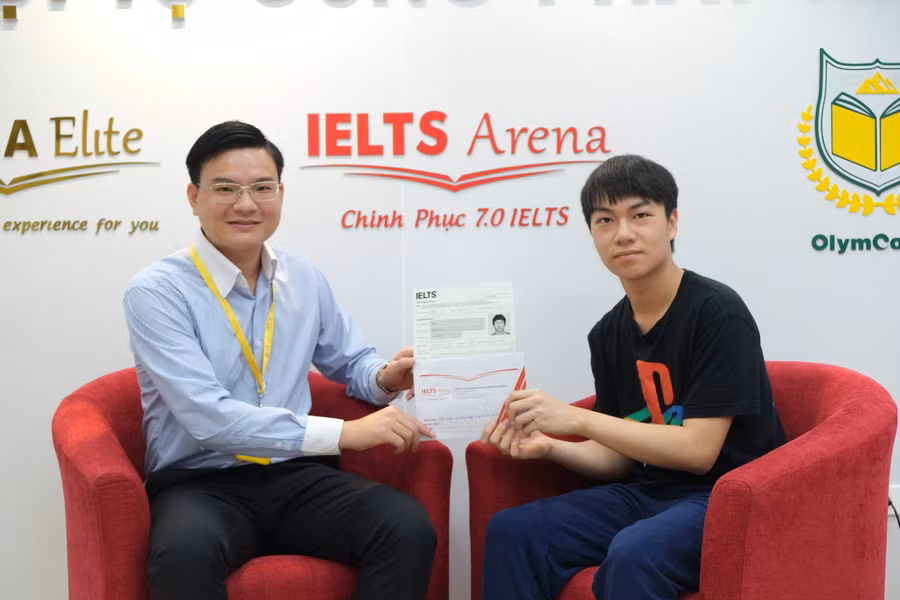 Em Trần Trung Dũng - Học sinh lớp 11, THPT Marie Curie cơ sở 2 là một trong những học viên đạt band 8.0 IELTS của IELTS Arena 