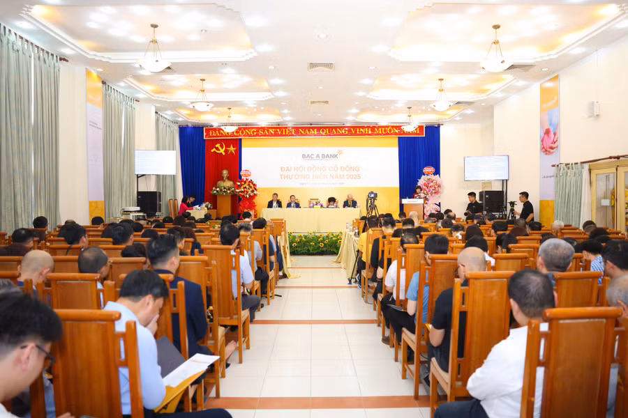Đại hội đồng cổ đông thường niên 2025 của BAC A BANK đã diễn ra thành công