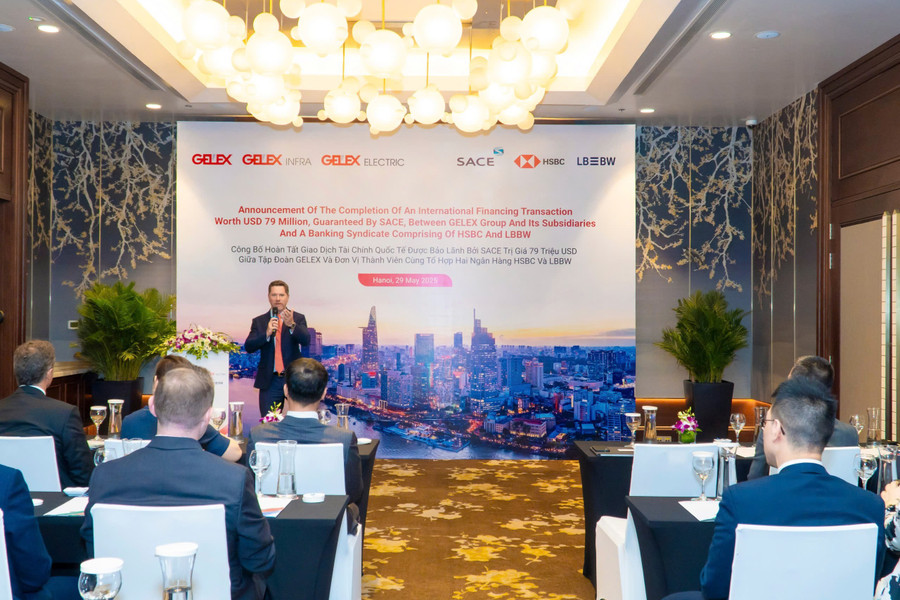 Ông Tim Evans, Tổng Giám đốc kiêm Giám đốc Khối Khách hàng Doanh nghiệp và Định chế Tài chính, HSBC Việt Nam. 3-glex-ong-tim-evan.jpg