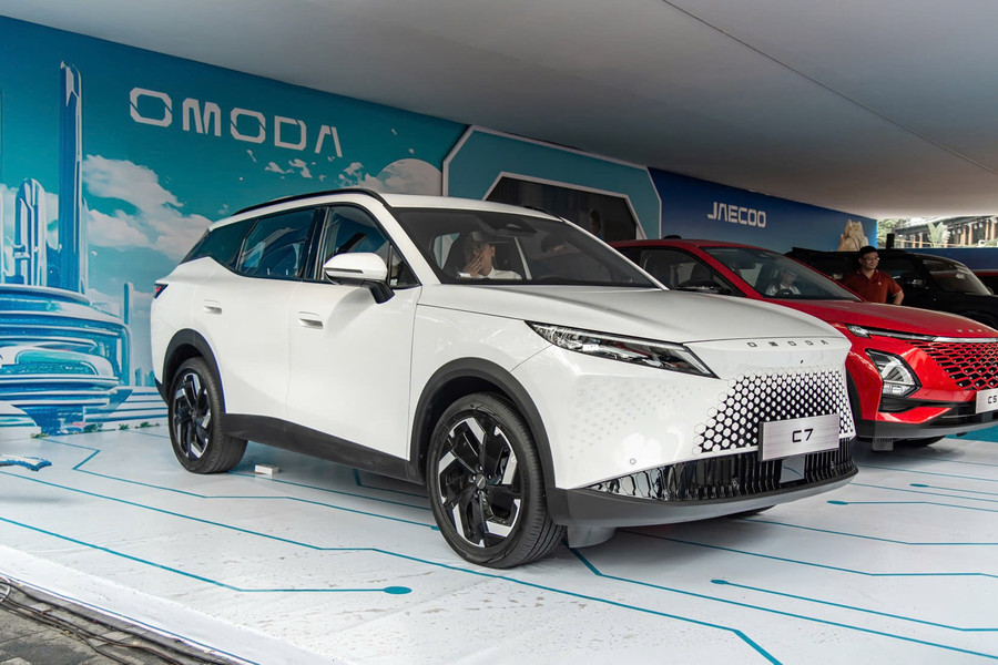 Omoda C7 được trưng bày tại gian hàng Omoda & Jaecoo Việt Nam. anh-3-huy.jpg