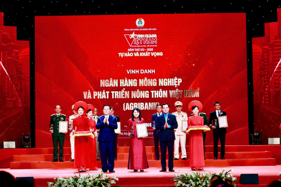 Agribank là đại diện ngân hàng duy nhất được vinh danh trong Chương trình. a1-nn.jpg