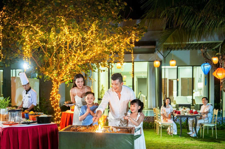 Tận hưởng phút giây quây quần bên gia đình tại Vinpearl Resort & Golf Nam Hội An. Ảnh: VinWonders. 6-vin.jpg