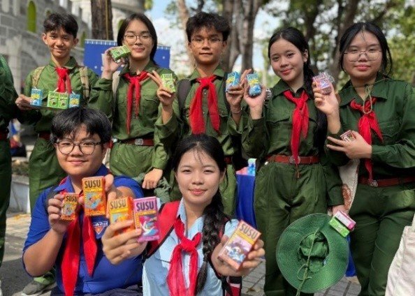 Sữa tươi 100% và Sữa chua uống SuSu là các nhãn hiệu thường xuyên đồng hành cùng các hoạt động hướng đến trẻ em của Vinamilk. vnm.jpg
