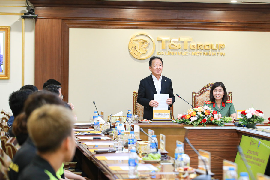 Ông Đỗ Quang Hiển, Nhà sáng lập, Chủ tịch Điều hành Tập đoàn T&T Group phát biểu tại sự kiện. anh-3-tt.jpg