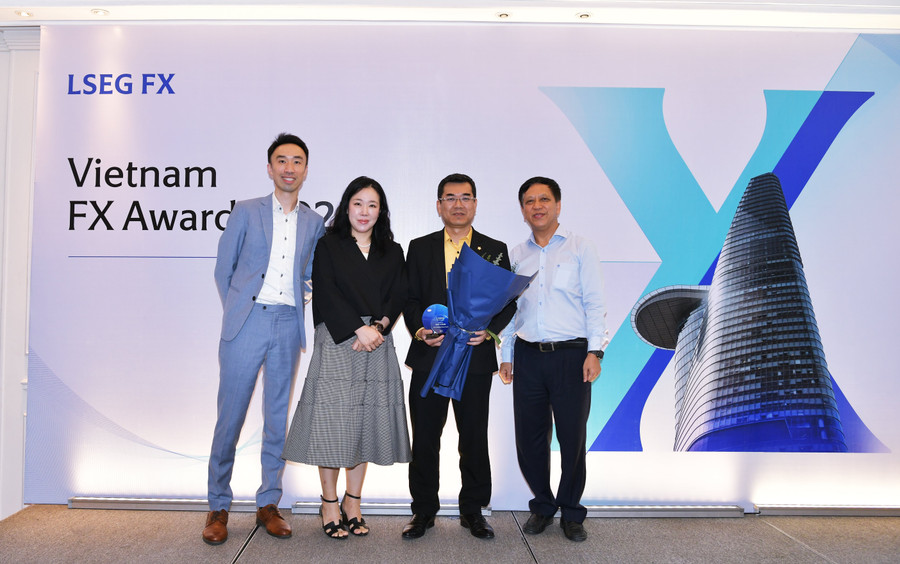 Với những hoạt động tích cực trên thị trường ngoại hối năm 2024, BAC A BANK nhận giải thưởng Top 5 Matching Volume Traded tại buổi Lễ trao giải Vietnam FX Matching 1-ba-voi-nhung-hoat-dong-tich-cuc-tren-thi-truong-ngoai-hoi-nam-2024-bac-a-bank-nhan-giai-thuong-top-5-matching-volume-traded-tai-buoi-le-trao-giai-vietnam-fx-matching-min.jpg