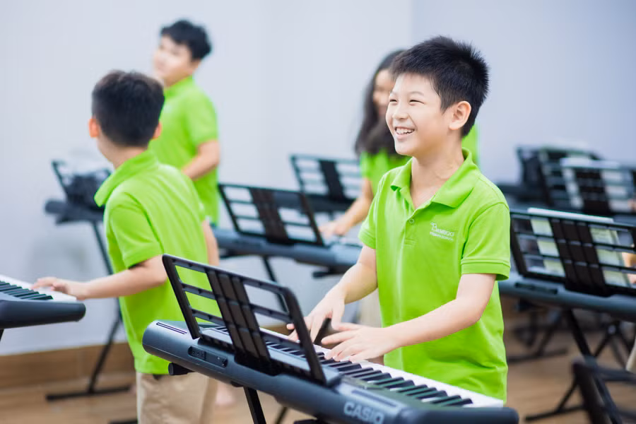 Ảnh 2 TRE VIỆT.jpg