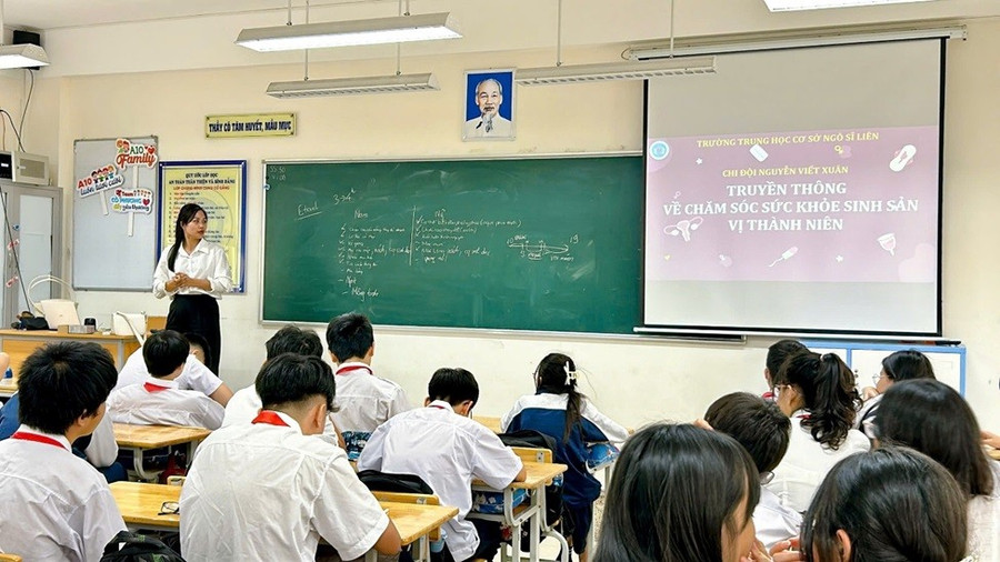 Đẩy mạnh tổ chức tuyên truyền sức khỏe sinh sản vị thành niên cho học sinh 