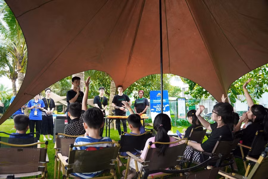 4 VG Check in ngoi truong thap ky cua vuong quoc Anh giua do thi giao duc Ocean City_A4.jpg