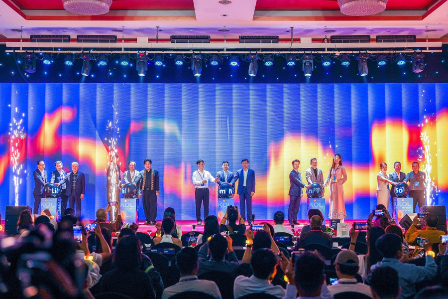 Ông Đỗ Quang Vinh trở thành thành viên của Liên minh “Niềm tin số”, góp phần xây dựng những kết nối bền vững anh-3-shb.jpg