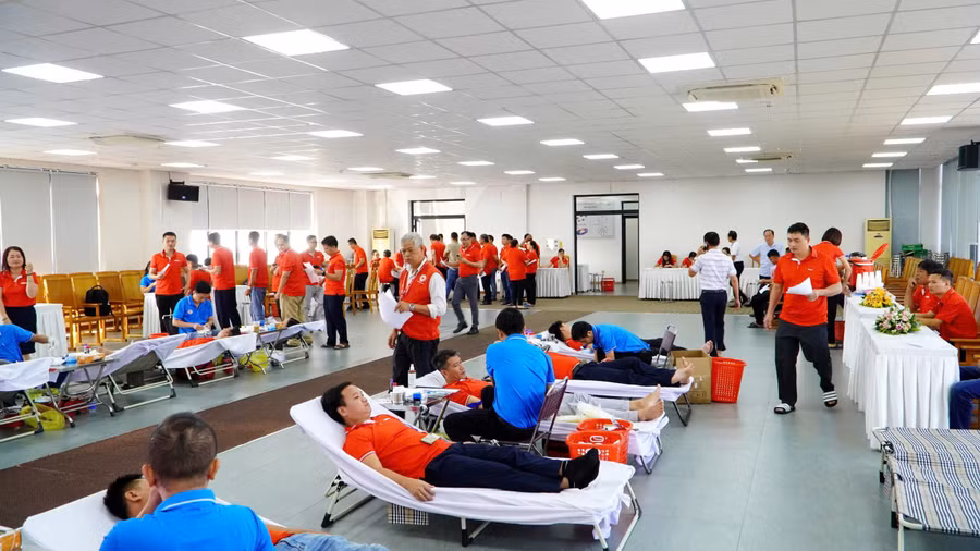 Ngày 27/6, “Một giọt máu - Một tấm lòng GELEX” được tổ chức tại Công ty Cổ phần Thiết bị điện (Đồng Nai).