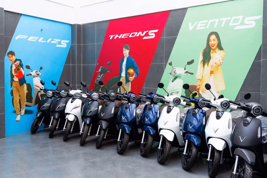Người dùng chọn xe máy điện VinFast nhờ giá mềm, hậu mãi số 1 thị trường