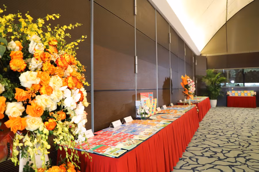 Triển lãm sách tại Hội nghị Tác giả sách giáo khoa bộ sách Cánh Diều 