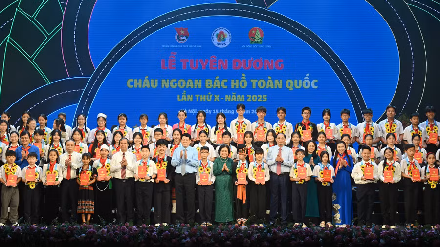 1-1768-8551.jpg
