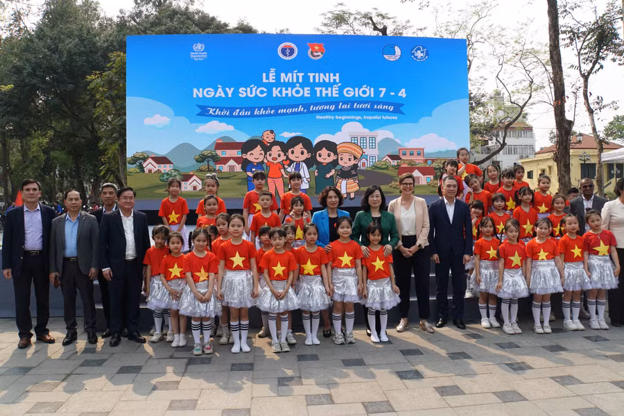 dsc08012-min.jpg
