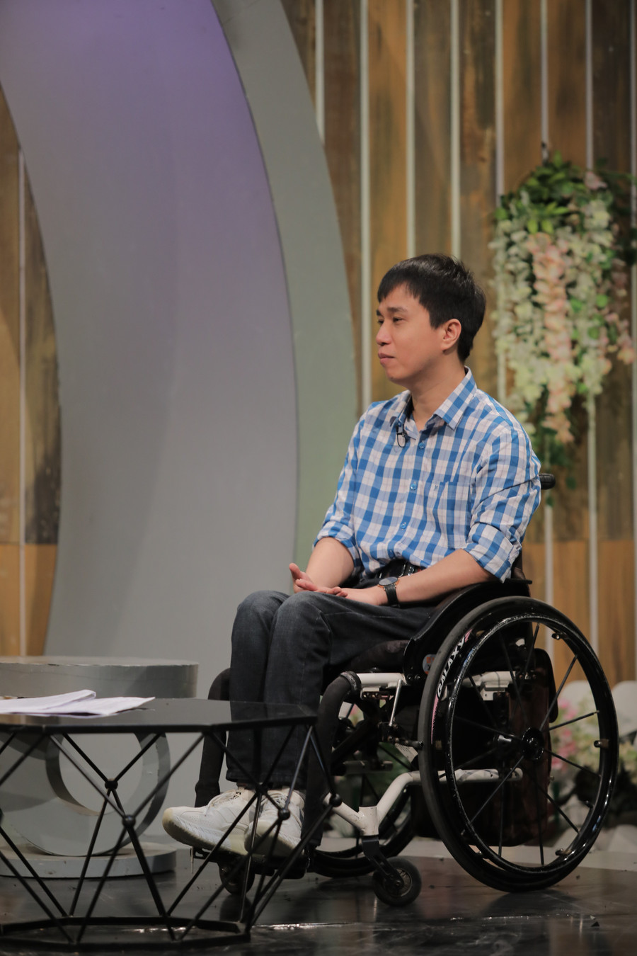 Nguyễn Tuấn Anh vừa trở về Việt Nam sau khi hoàn thành chương trình Thạc sĩ tại Úc. vtv00063.jpg