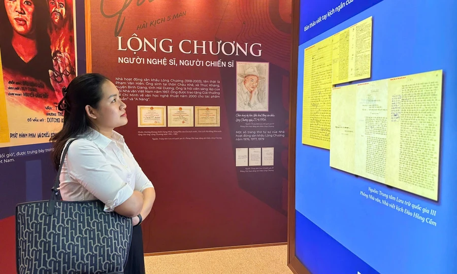 Triển lãm sẽ tiếp tục mở cửa phục vụ công chúng yêu mến tư liệu lịch sử.