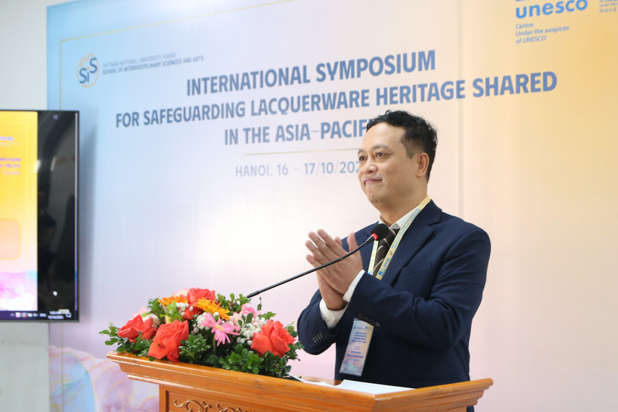 PGS.TS Nguyễn Văn Hiệu – Hiệu trưởng Trường Khoa học Liên ngành và Nghệ thuật phát biểu. img-0816.jpg