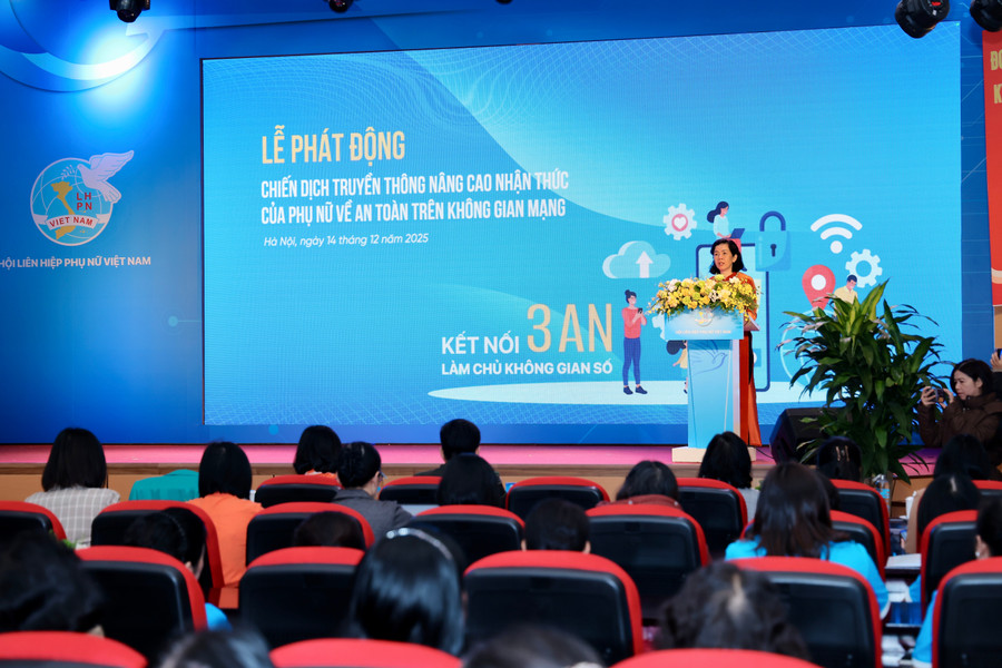 Phó Chủ tịch Hội Liên hiệp Phụ nữ Việt Nam Nguyễn Thị Minh Hương phát biểu. 0g6a0325.jpg