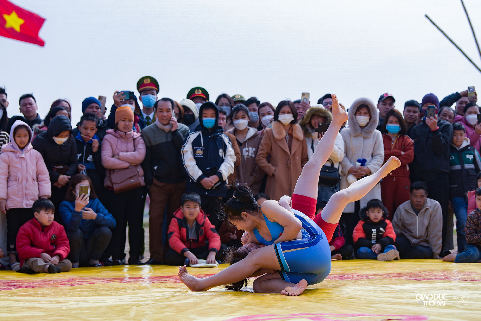 Ngoài các nghi lễ được tổ chức thành kính, trang trọng, Lễ hội Tịch điền Đọi Sơn hàng năm còn tổ chức nhiều hoạt động văn hóa, văn nghệ như: Vật cổ truyền, biểu diễn trống của đội trống thôn Đọi Tam... Ngoài các nghi lễ được tổ chức thành kính, trang trọng, Lễ hội Tịch điền Đọi Sơn hàng năm còn tổ chức nhiều hoạt động văn hóa, văn nghệ như: Vật cổ truyền, biểu diễn trống của đội trống thôn Đọi Tam...