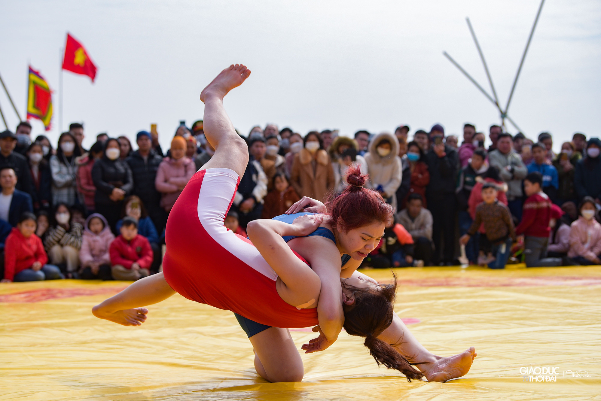 Ngoài các nghi lễ được tổ chức thành kính, trang trọng, Lễ hội Tịch điền Đọi Sơn hàng năm còn tổ chức nhiều hoạt động văn hóa, văn nghệ như: Vật cổ truyền, biểu diễn trống của đội trống thôn Đọi Tam... Ngoài các nghi lễ được tổ chức thành kính, trang trọng, Lễ hội Tịch điền Đọi Sơn hàng năm còn tổ chức nhiều hoạt động văn hóa, văn nghệ như: Vật cổ truyền, biểu diễn trống của đội trống thôn Đọi Tam...