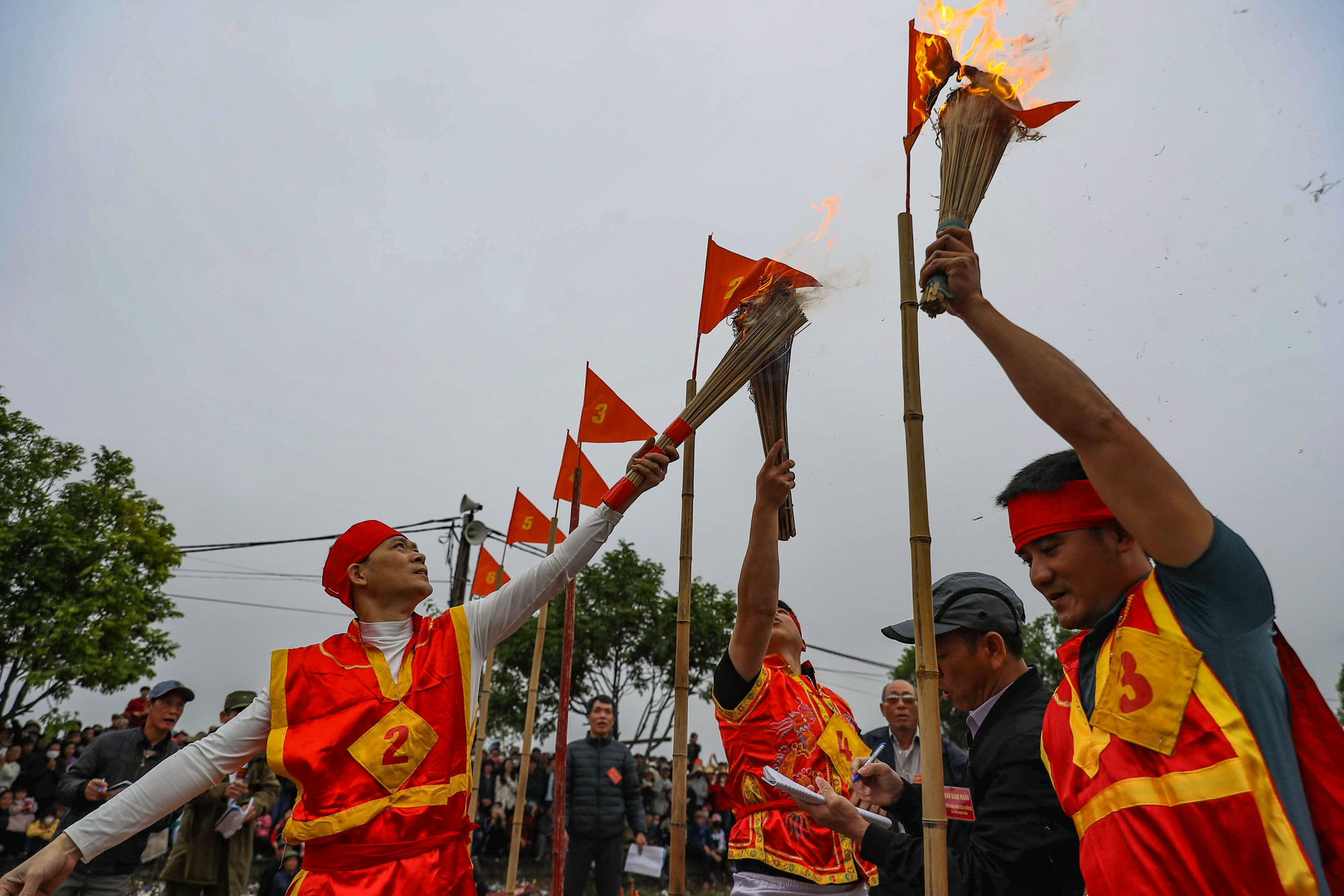 Để chuẩn bị cho phần thi này, người dân đã phải lên kế hoạch và chuẩn bị trước đó nửa năm.