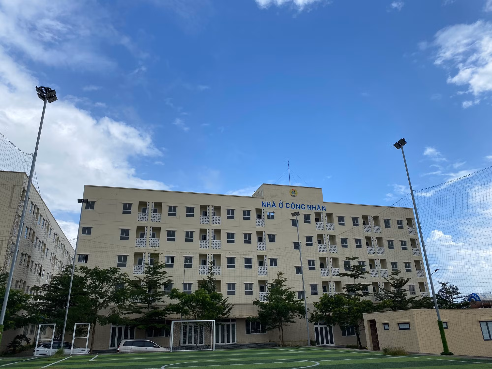 Tháng 10/2020, công trình nhà ở công nhân KCN Hòa Cầm (phường Hòa Thọ Tây, quận Cẩm Lệ, Đà Nẵng) được khánh thành, đưa vào sử dụng giai đoạn 1 với vốn đầu tư 70 tỉ đồng.