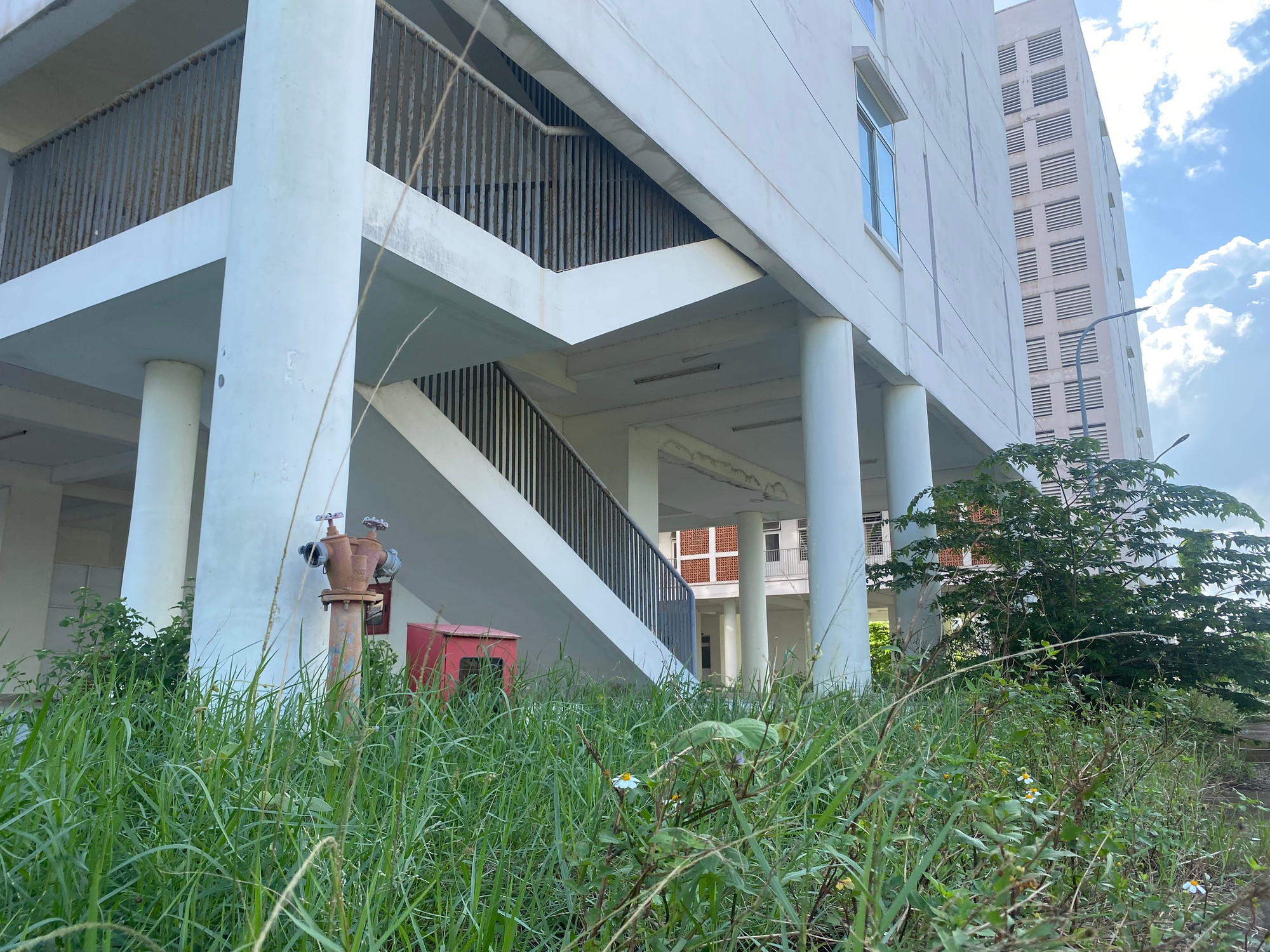 Trên cơ sở đề nghị này, Thủ tướng đã cho phép chuyển đổi công năng của 2 khu ký túc xá sang nhà ở công nhân.