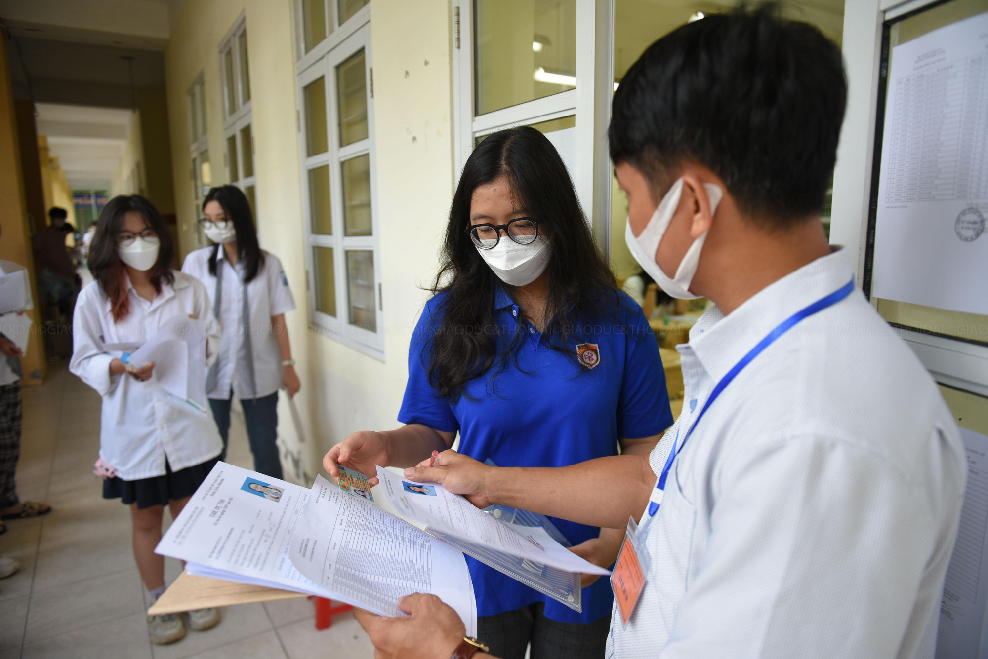 Riêng Ngữ văn thi tự luận, các môn thi còn lại dưới dạng trắc nghiệm khách quan.