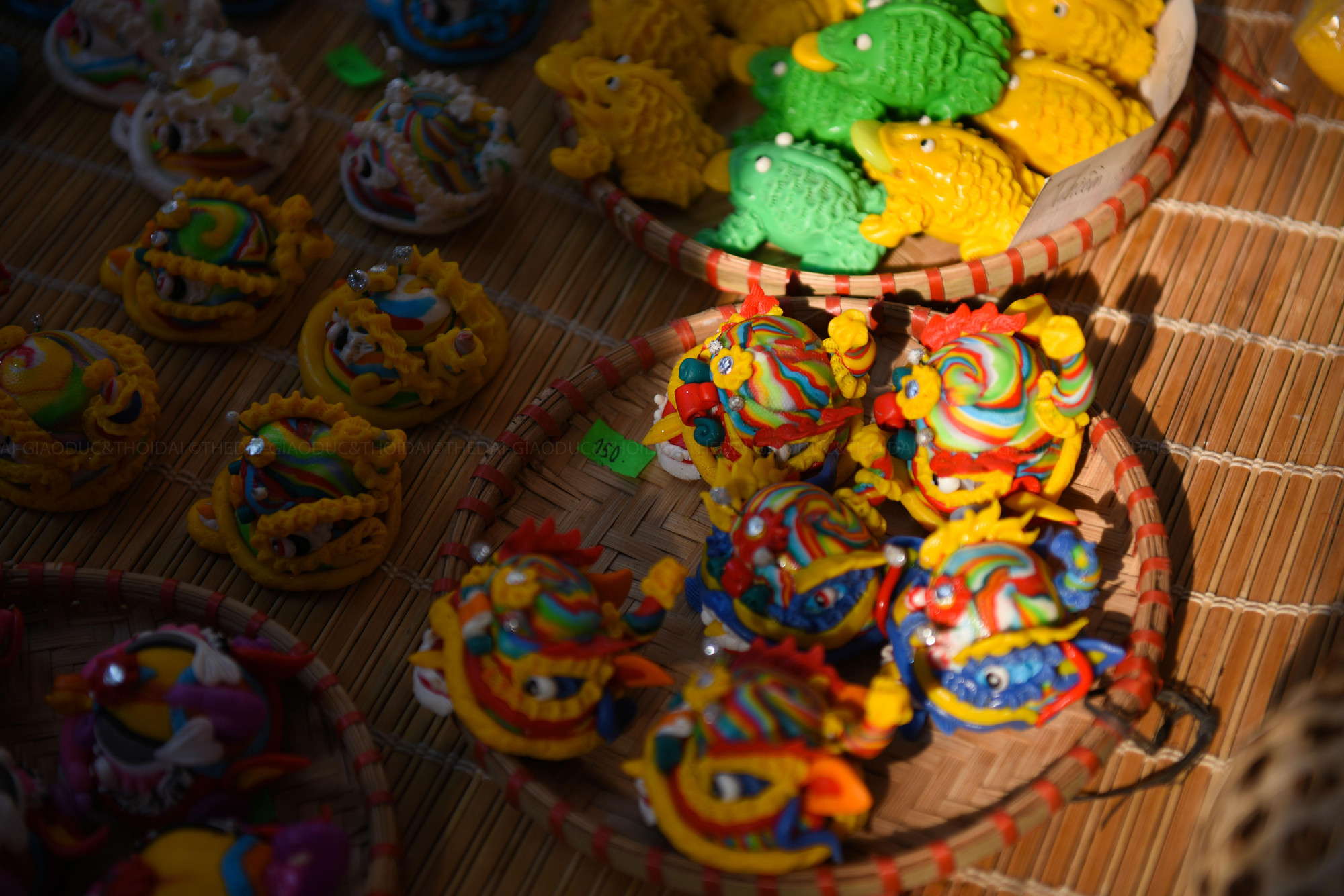 Trong tuổi thơ của nhiều người, những con tò he đầy màu sắc có lẽ là phần ký ức không thể nào quên.