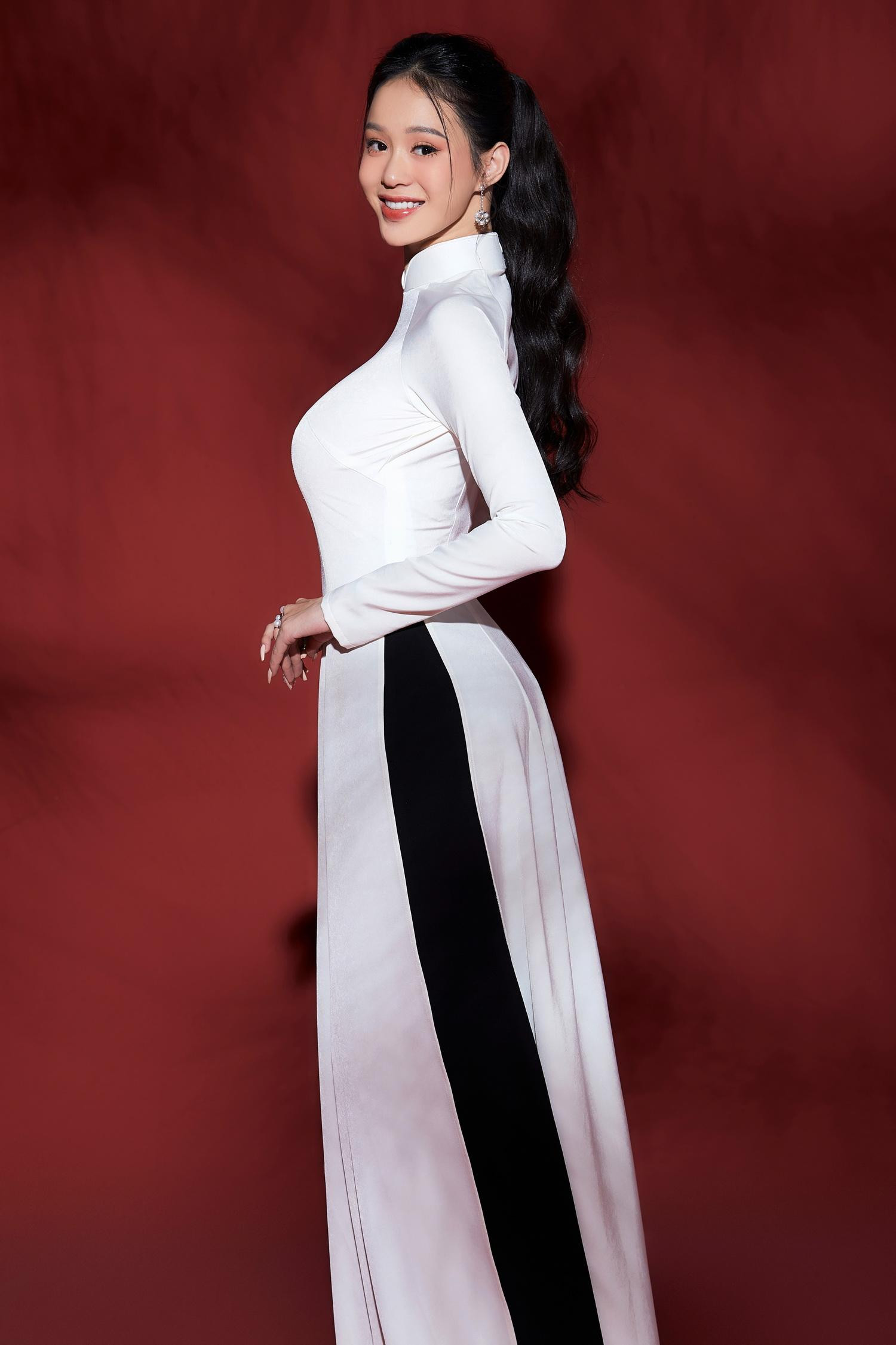 Đỗ Trần Ngọc Thảo.