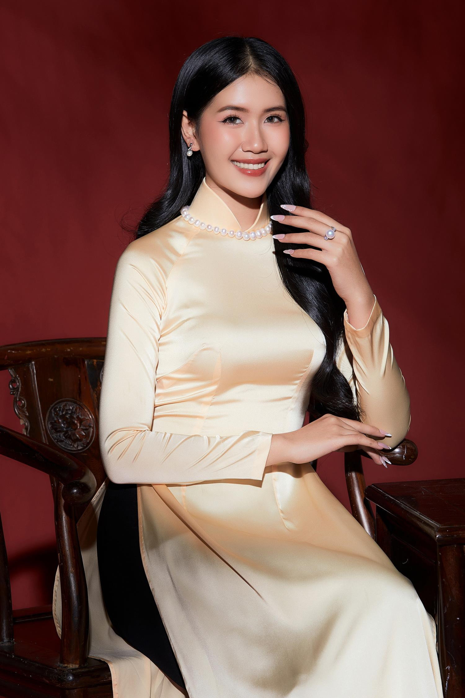 Phạm Thị Hồng Thắm.