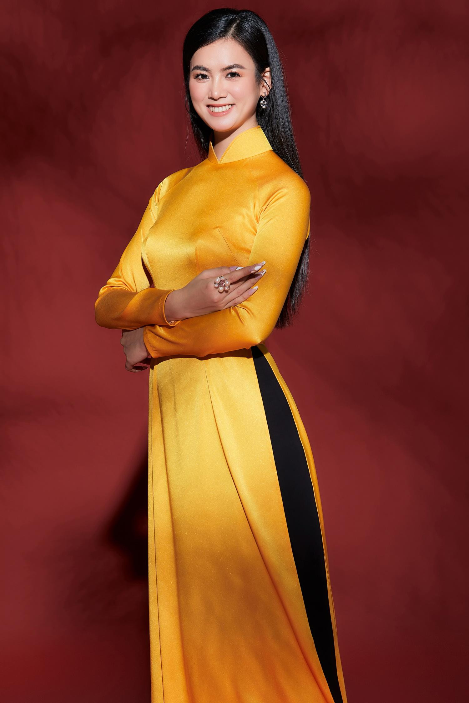 Bùi Thị Hoàng Yến.