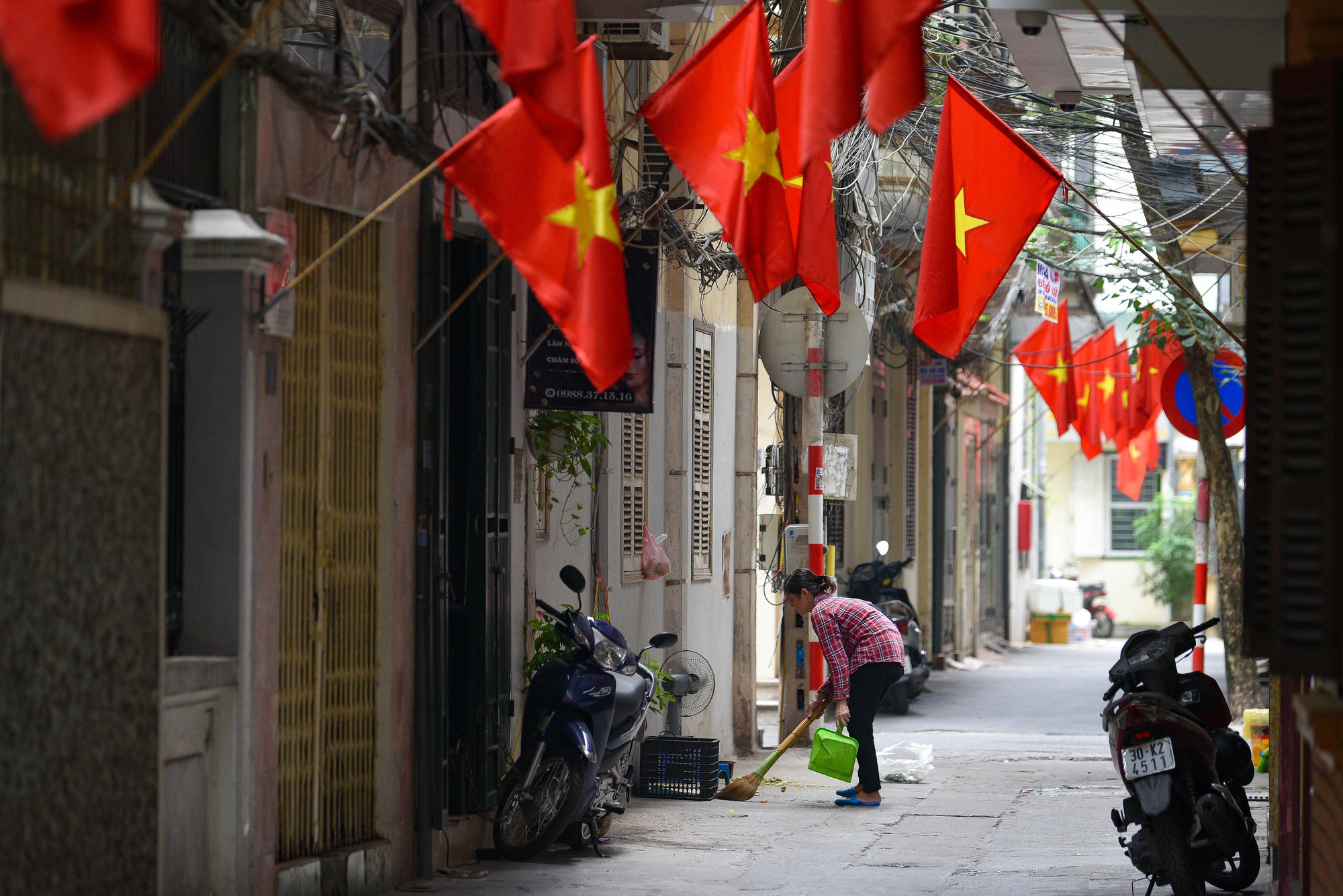 Hoạt động trang trí, tuyên truyền cổ động chào mừng ngày Quốc khánh 2/9 nhằm cổ vũ, khích lệ các thế hệ người Việt Nam tích cực học tập, phấn đấu, cống hiến sức lực, trí tuệ, góp phần vào công cuộc kiến thiết đất nước ngày thêm phồn vinh, hạnh phúc.