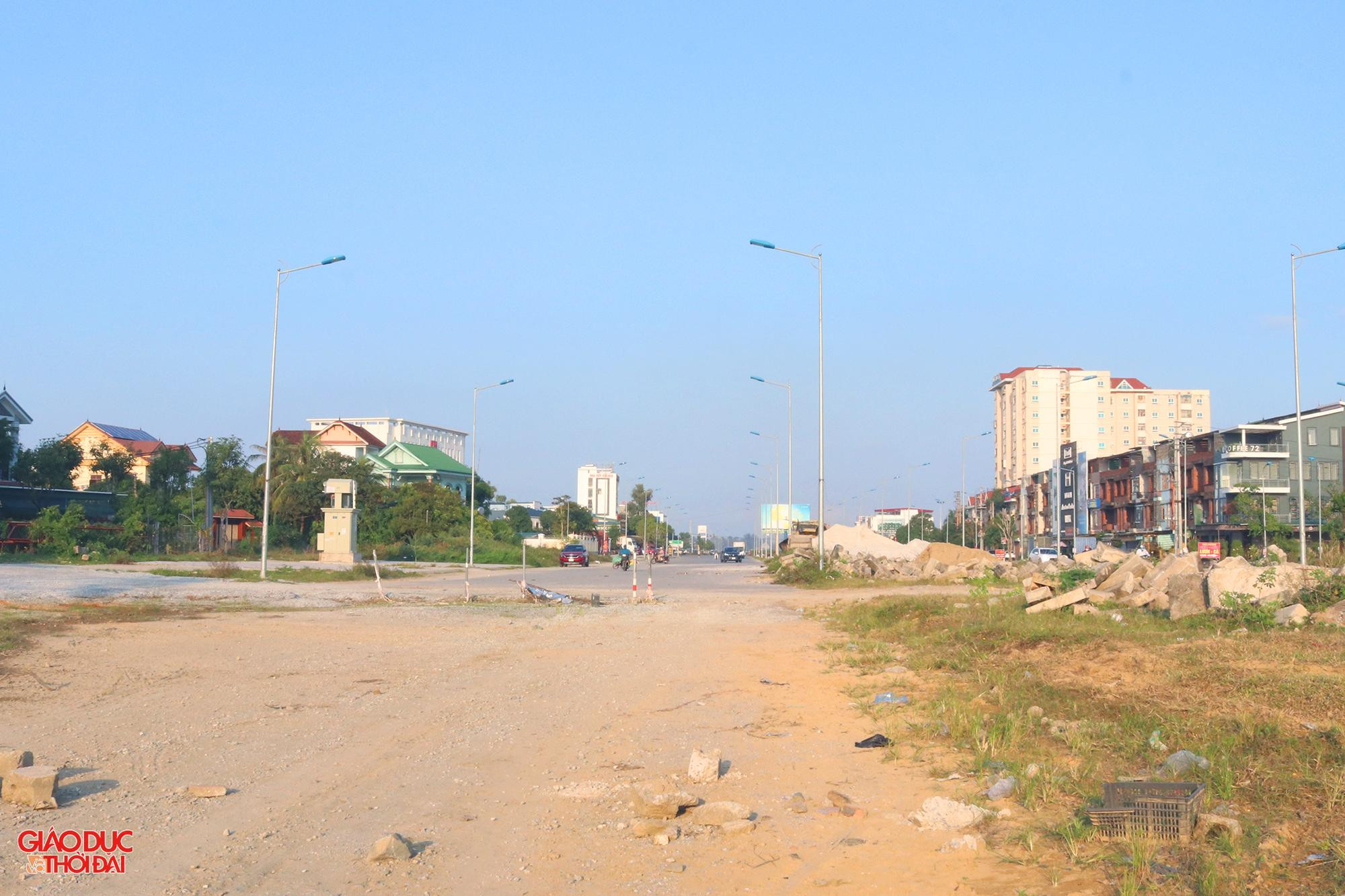 Vừa qua, tại Kỳ họp thứ 9, HĐND tỉnh Nghệ An đã thông qua Nghị quyết số 52/NQ-HĐND thống nhất để UBND tỉnh quyết định điều chỉnh chủ trương đầu tư dự án. Vừa qua, tại Kỳ họp thứ 9, HĐND tỉnh Nghệ An đã thông qua Nghị quyết số 52/NQ-HĐND thống nhất để UBND tỉnh quyết định điều chỉnh chủ trương đầu tư dự án.