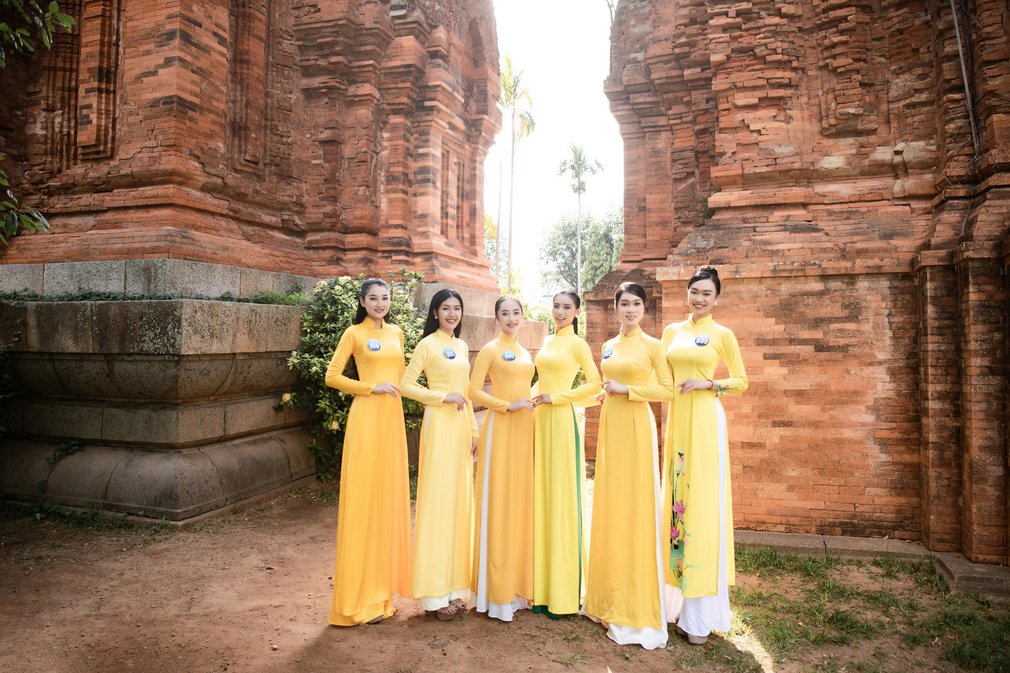 Tại thành phố “sơn thủy hữu tình” Quy Nhơn, Top 38 thí sinh xinh đẹp của cuộc thi Miss World Việt Nam đã bắt đầu những hoạt động đầu tiên trong hành trình chinh phục vương miện danh giá.